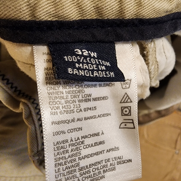 Nautica Khaki Shorts 32 - Picture 3 of 3